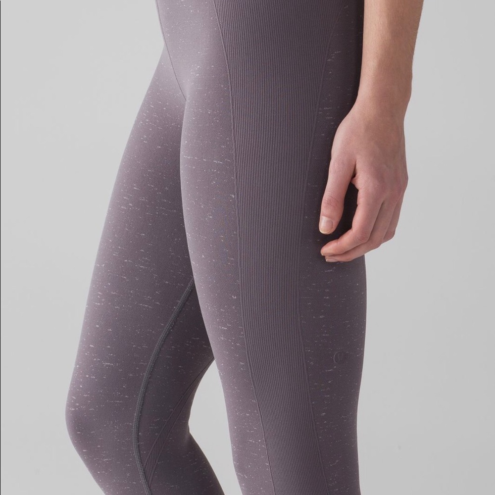 Lululemon free to flow 7/8 Tights